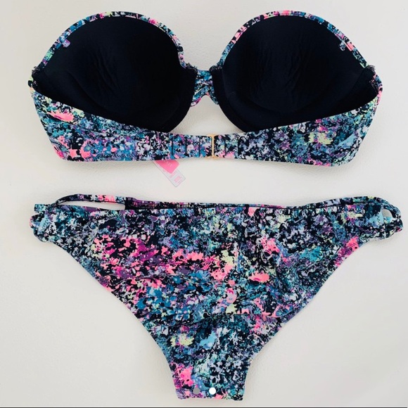 Victoria’s Secret Bikini - Picture 2 of 2